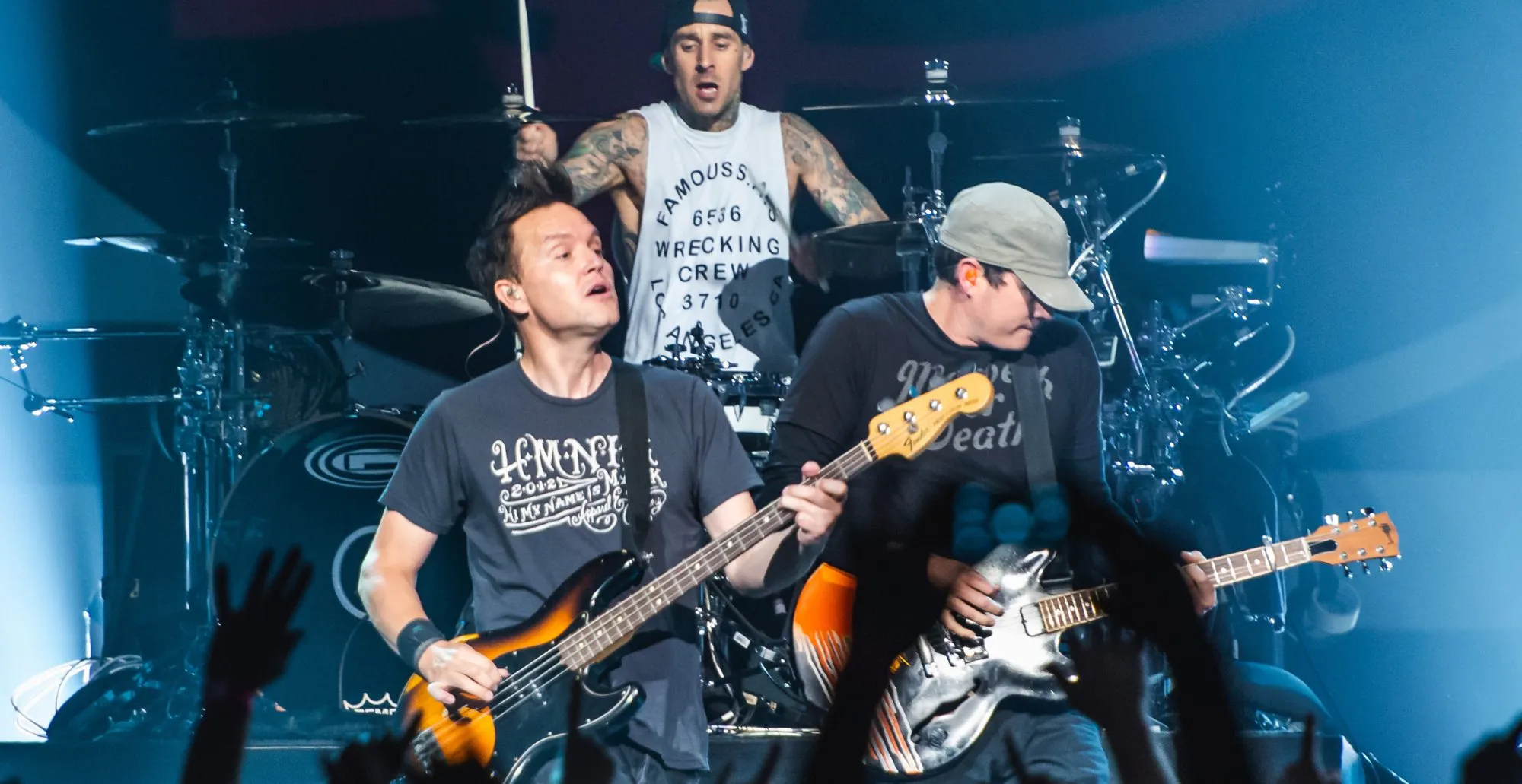Blink 182 playing live