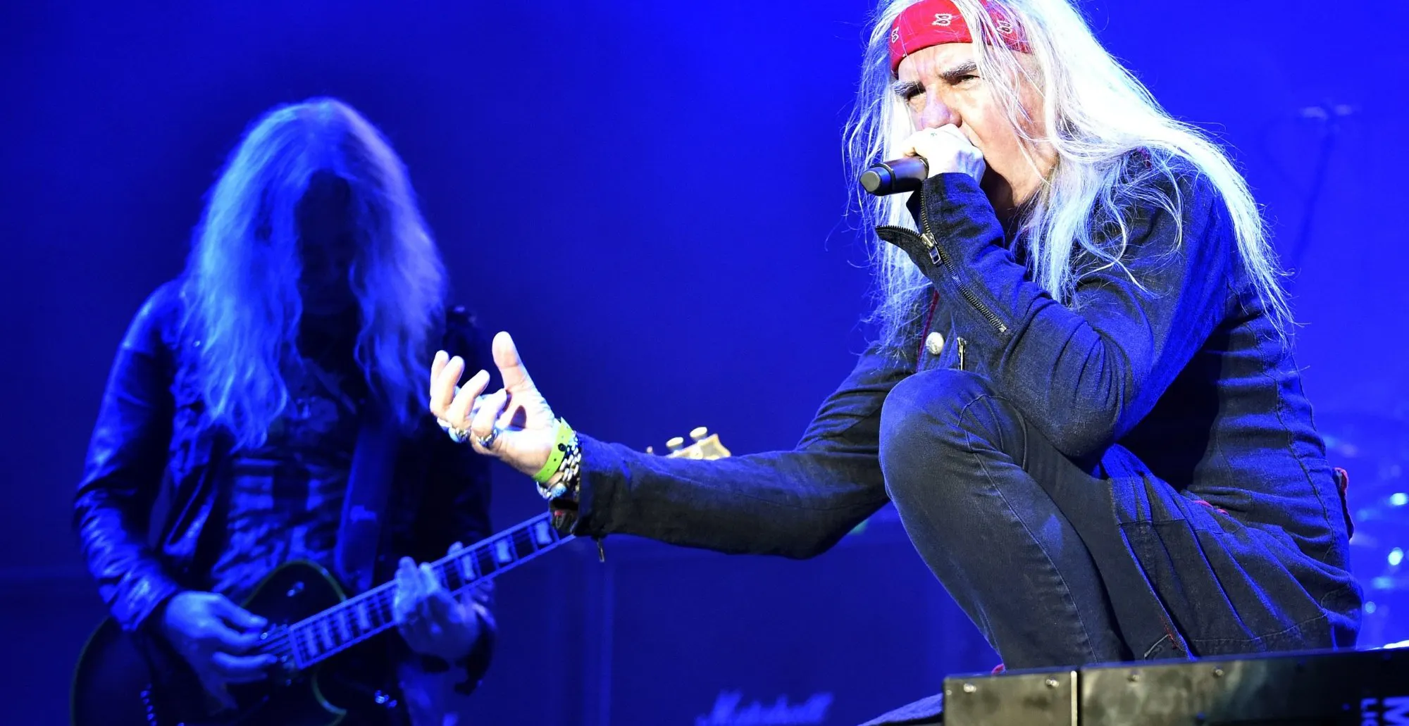 Rock band, Saxon live on stage
