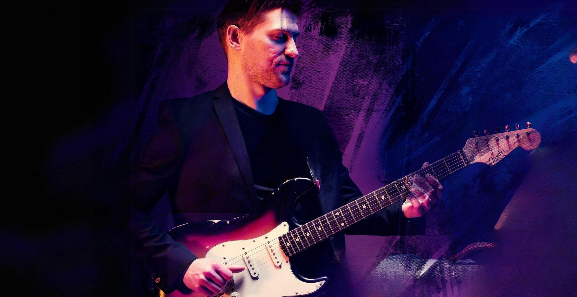 UK slide guitarist, Ian Simmo